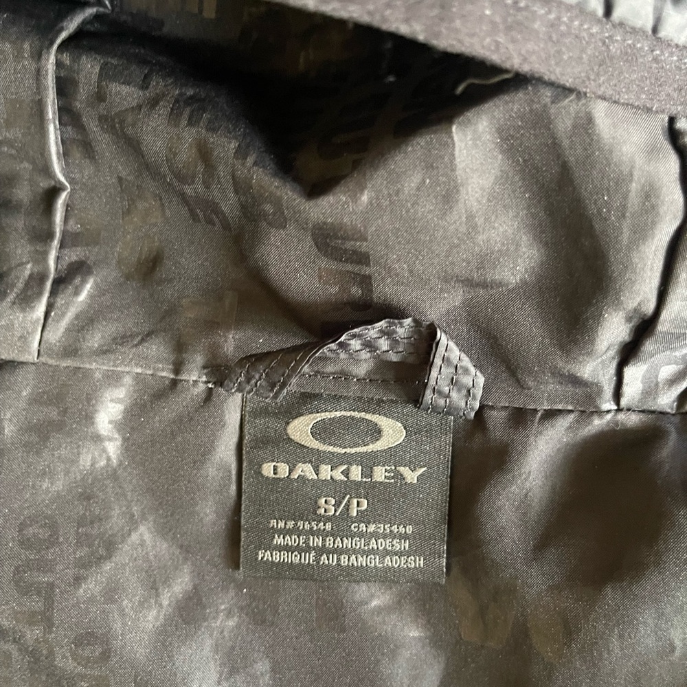 Oakley Jacket - Picture 5 of 5